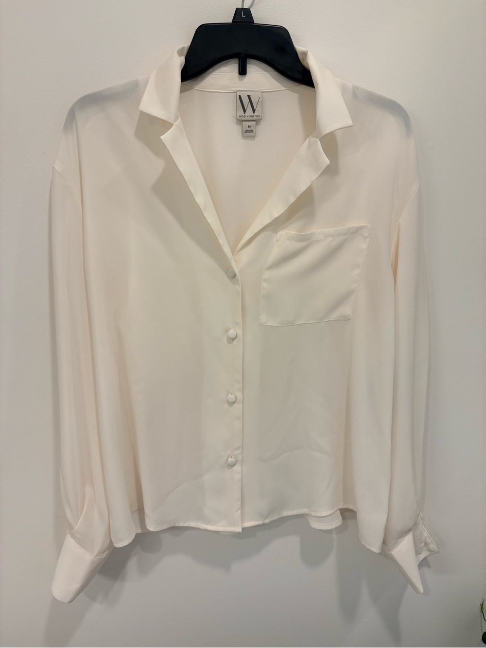 Worthington Cream V-Neck Top